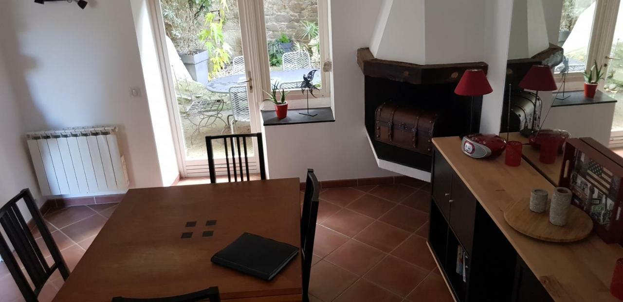 Les Chemins De La Cite Chambre Ou Appartement Καρκασόν Εξωτερικό φωτογραφία